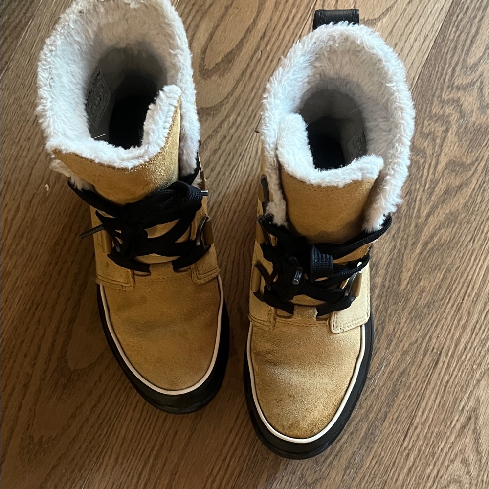 Sorel Winter Boots Faux- Fur-Lined